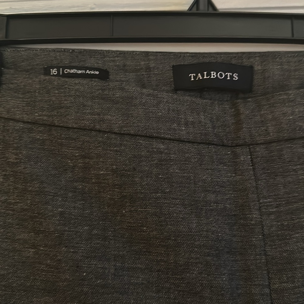 Talbots sz16 chatham ankle pants side zip, buttons on bottom - Picture 2 of 6